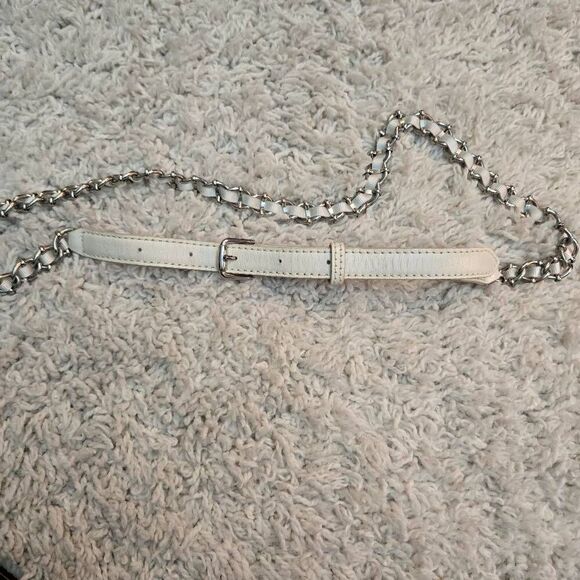 Ann Taylor White Leather and Chain Ribbon Belt M - Picture 2 of 7